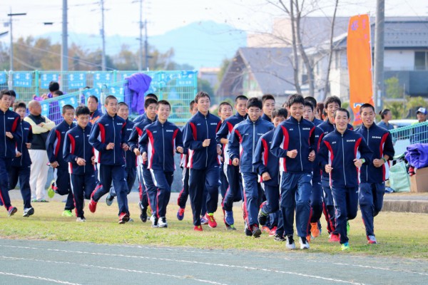 上段　左　男子駅伝部