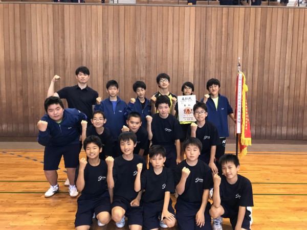 男子卓球部