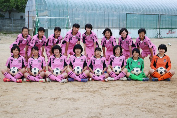 女子サッカー部　１